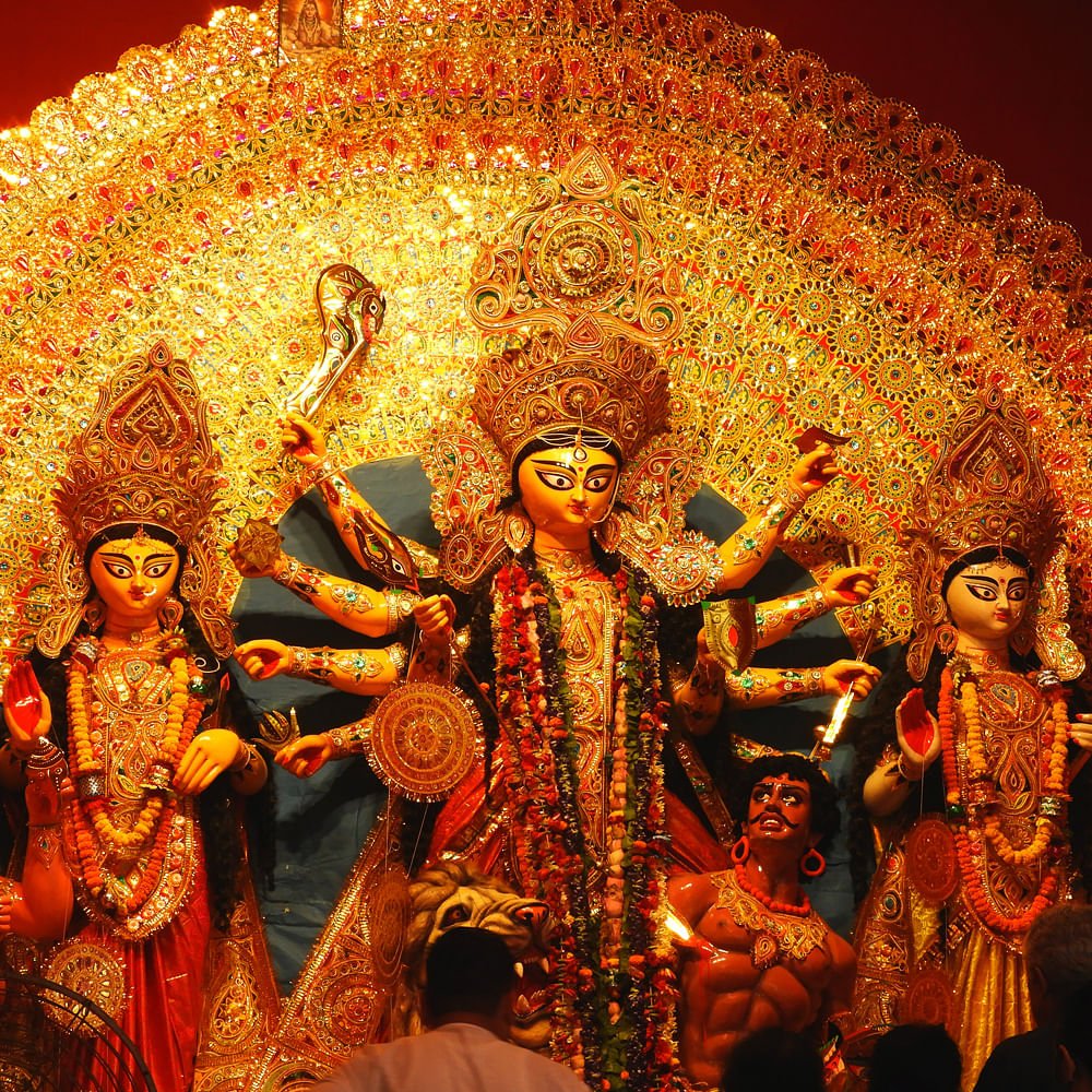 LBB: Maa Aaschey! 17 Durga Puja Pandals In Pune That You Should Not Miss